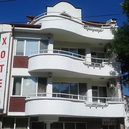 Zora Hotel 3*