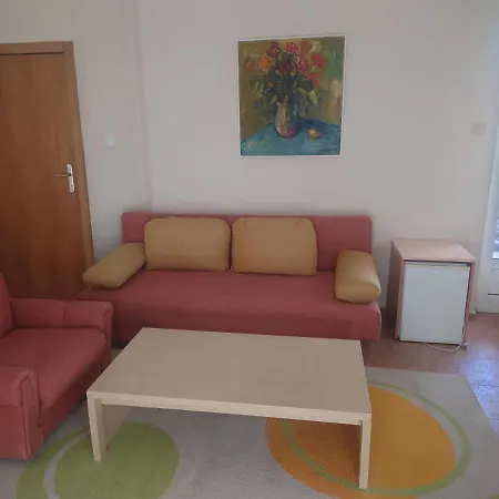 Zora Отель Видин