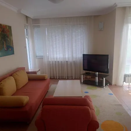 Отель Zora Видин