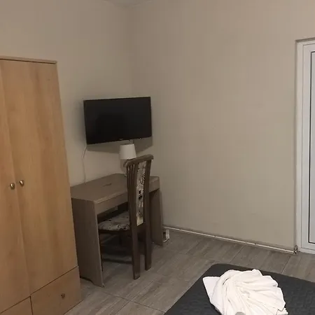 Hotel Zora