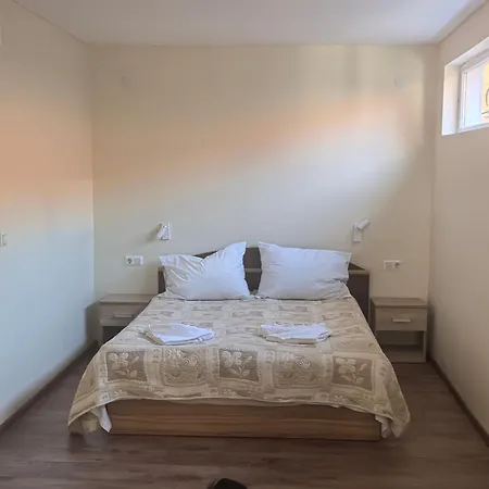 Zora Hotel 3*