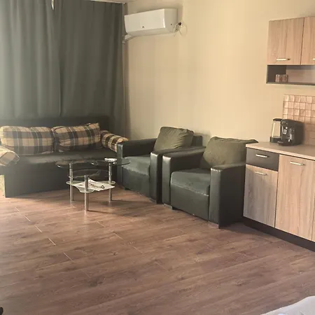 Отель Zora Видин